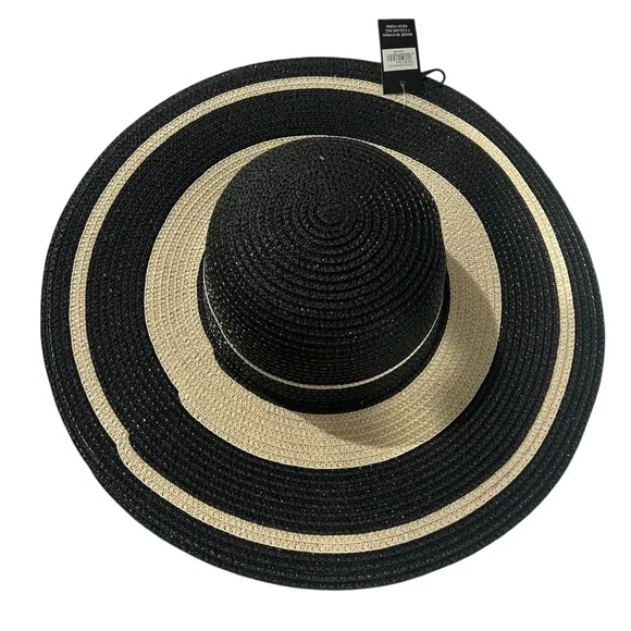 1378. Striped Black and Cream Tote Bag and Matching Sun Hat - Picture 5 of 6